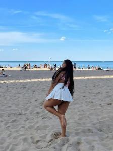 604177312: Chica busca chico en Lugo