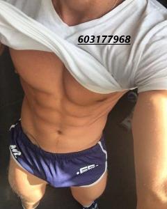 603177968: Chico busca chica en Sevilla