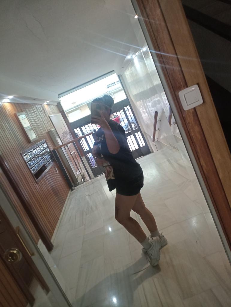 Chica busca chico en Sevilla: 