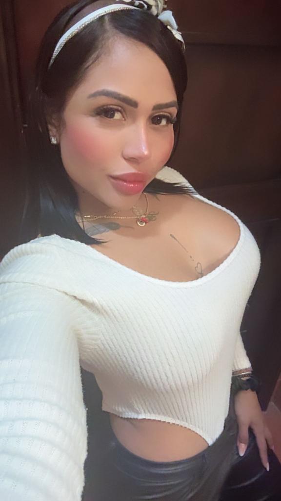 641084209: Chica busca chico en Sevilla