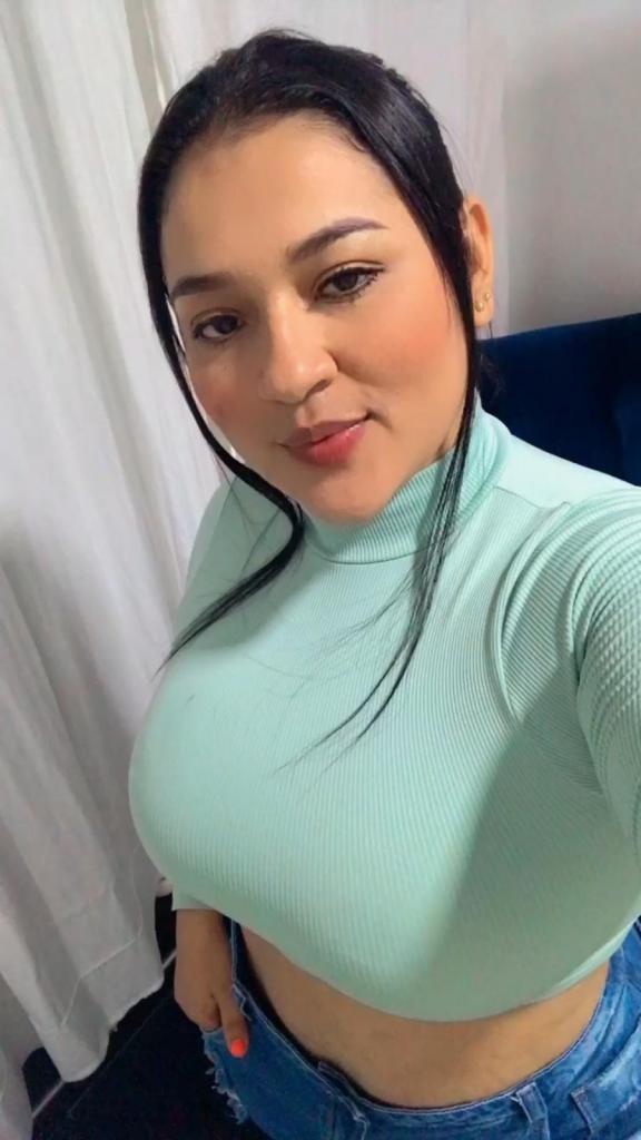 Chica busca chico en Murcia: Chica busca chico