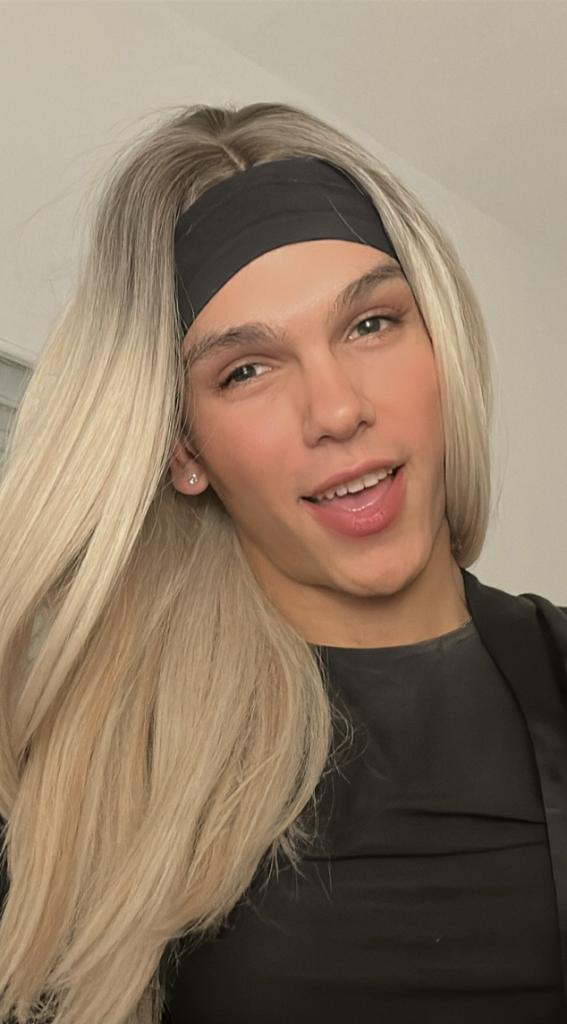 614471504: Travesti en Granada