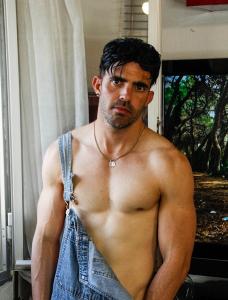 679599166: Chico busca chica en Madrid