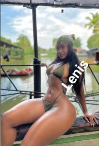 632334060: Chica busca chico en Madrid