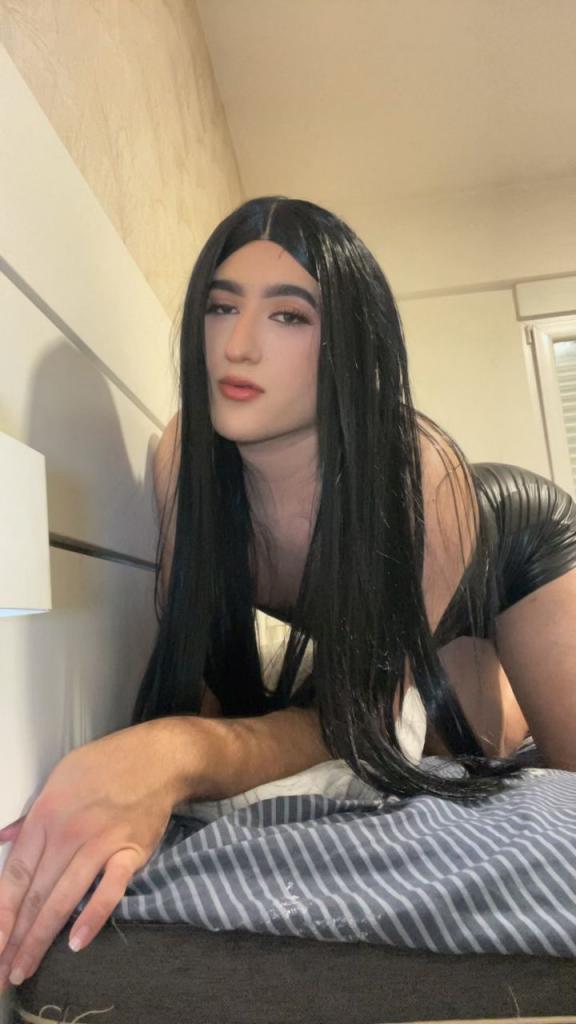 Chica busca chico en La Coruña: 