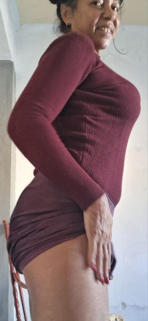 644740976: Chica busca chico en Valencia