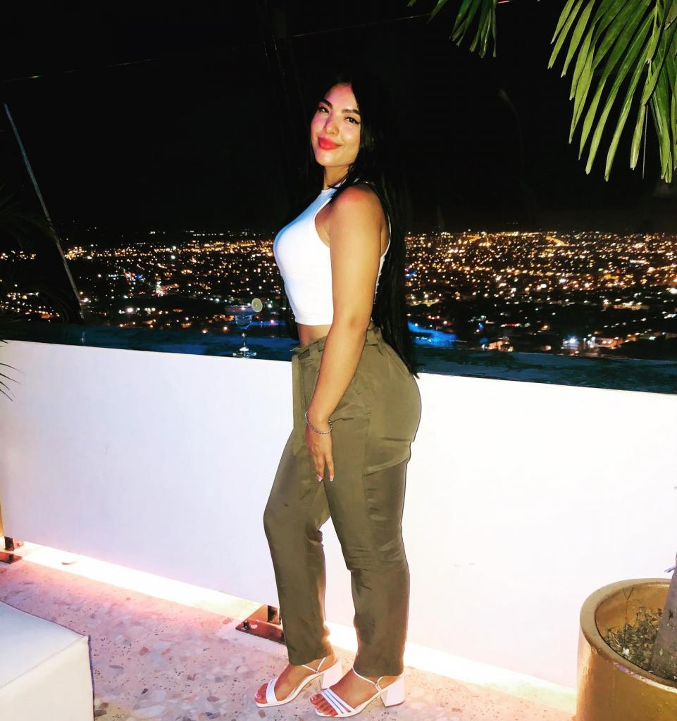 614705216: Chica busca chico en Alicante