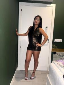 641976374: Chica busca chico en Madrid