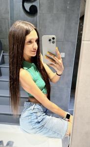 695104966: Chica busca chico en Granada