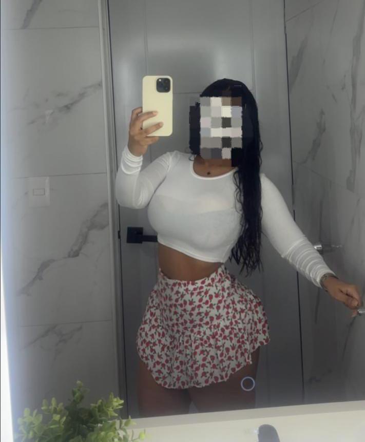 624967268: Chica busca chico en Pontevedra
