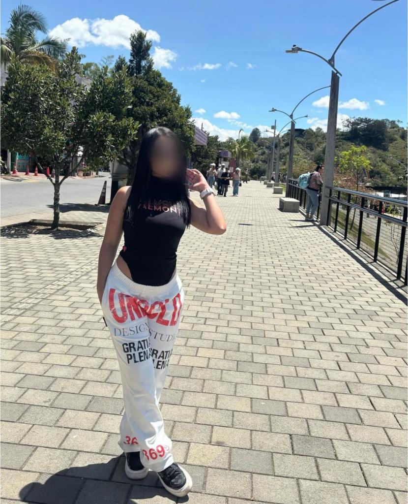 610100414: Chica busca chico en Mallorca