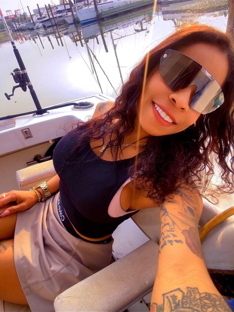 625848096: Chica busca chico en Granada