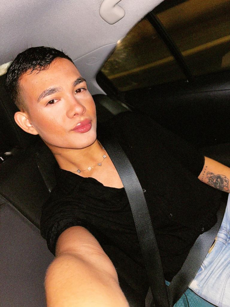 654300806: Chico busca chica en Almería