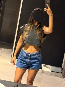 607435616: Chica busca chico en Madrid