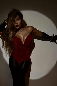 602066582: Chica busca chico en Madrid