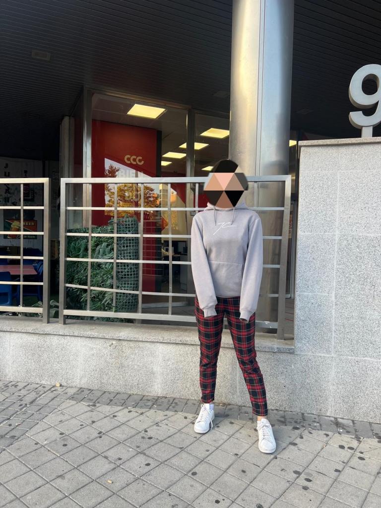 656618155: Chica busca chico en Madrid