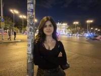 679111455: Chica busca chico en Madrid