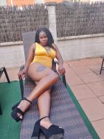 633718189: Chica busca chico en Barcelona