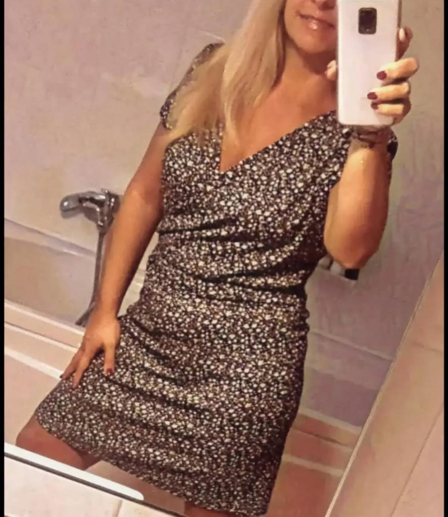 672993160: Chica busca chico en León