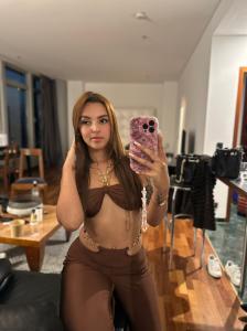 Chica busca chico en Tenerife: 