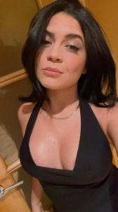 613816729: Chica busca chico en La Coruña