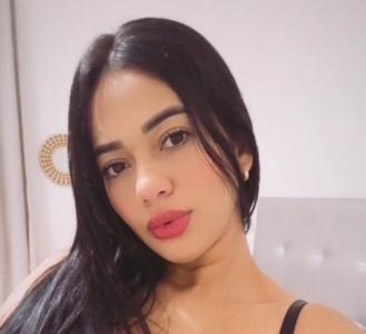 603263341: Chica busca chico en Cáceres