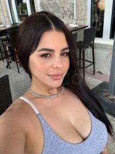 Chica busca chico en Madrid: Chica busca chico