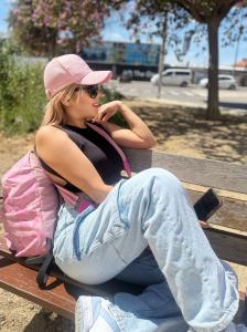 617030864: Chica busca chico en Valencia