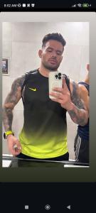 695317378: Chico busca chica en Barcelona