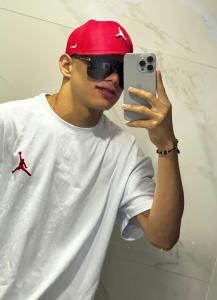 627135181: Chico busca chica en Tenerife