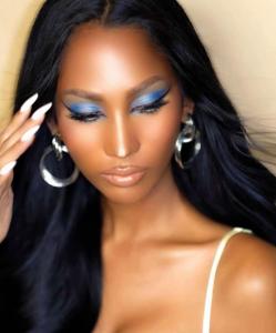 611284972: Travesti en Barcelona