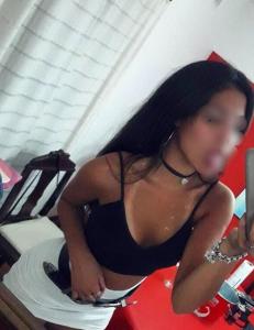 613946694: Chica busca chico en Madrid
