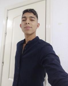 600067330: Chico busca chica en Sevilla