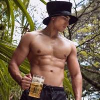 624169622: Chico busca chica en Barcelona