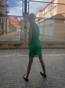 614629030: Chica busca chico en Valencia