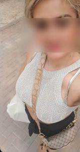 697306713: Chica busca chico en Murcia