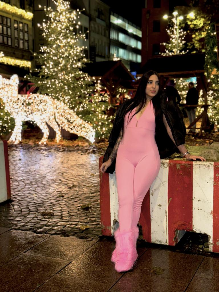 Chica busca chico en Tenerife: 