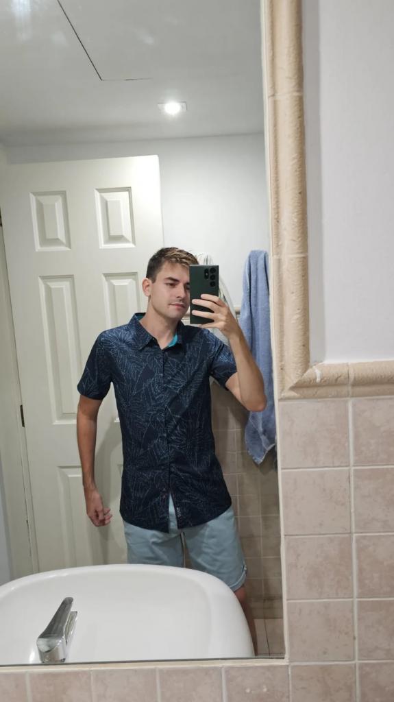 691631440: Chico busca chica en Málaga