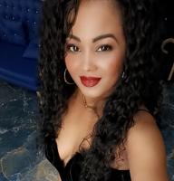 604113086: Chica busca chico en Málaga