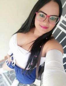 613829254: Chica busca chico en Alicante