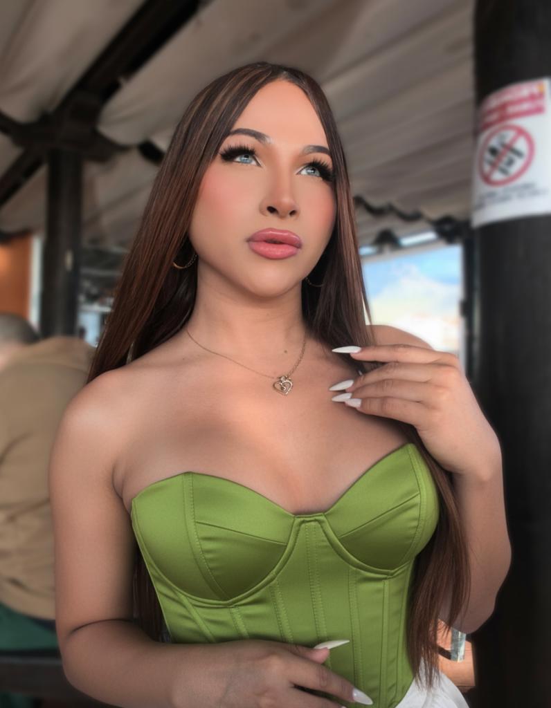 613806488: Travesti en Tenerife