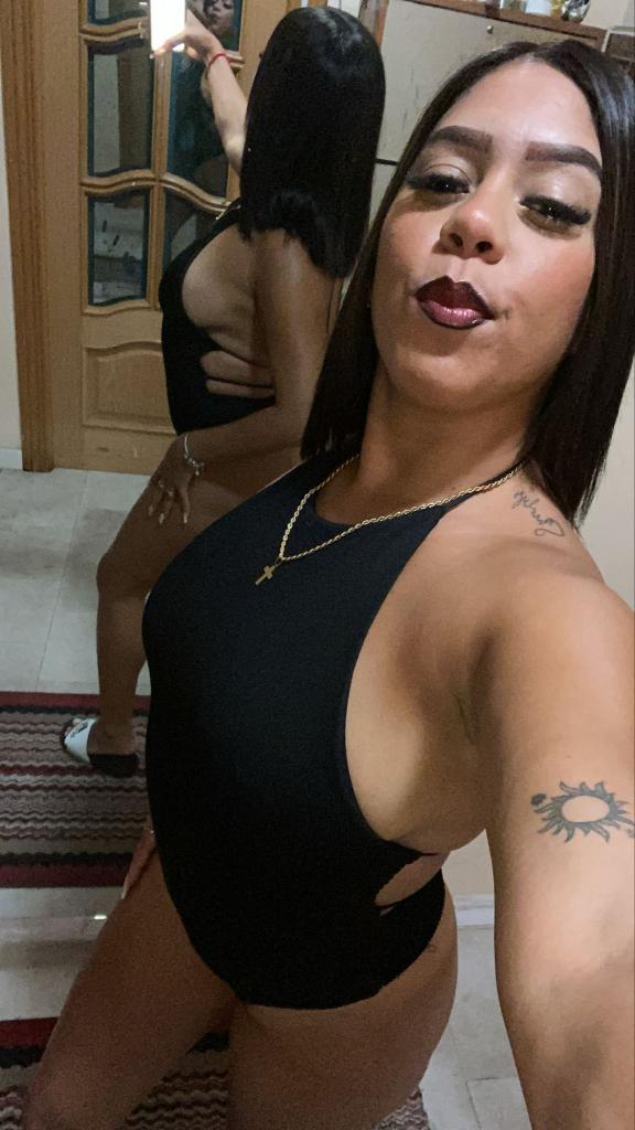 621074685: Chica busca chico en Almería