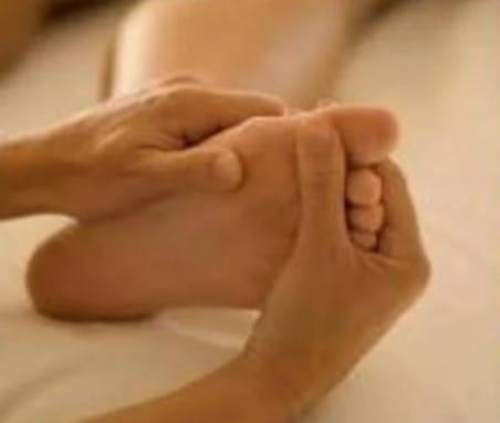 621269338: Chica busca chico en León