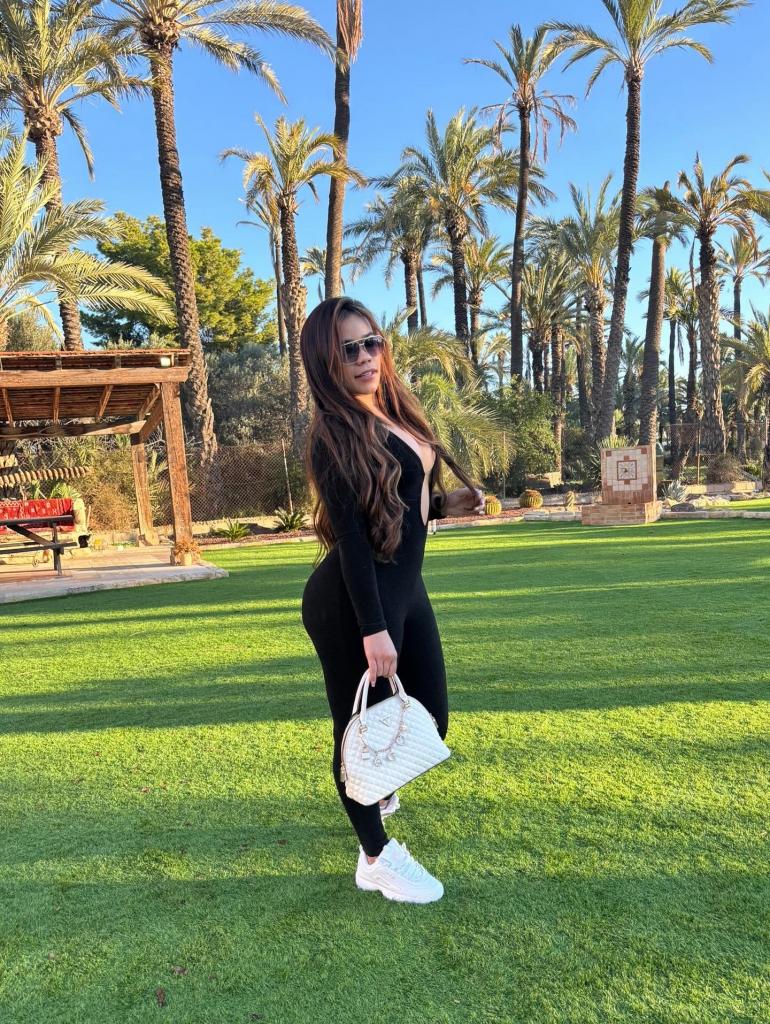 Chica busca chico en Alicante: 