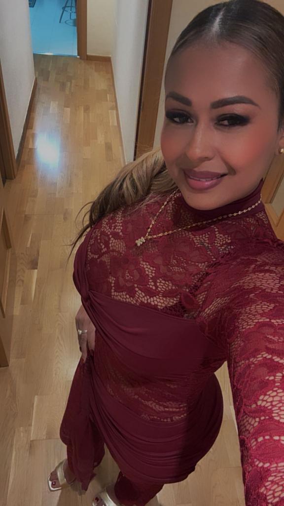 Chica busca chico en Sevilla: 