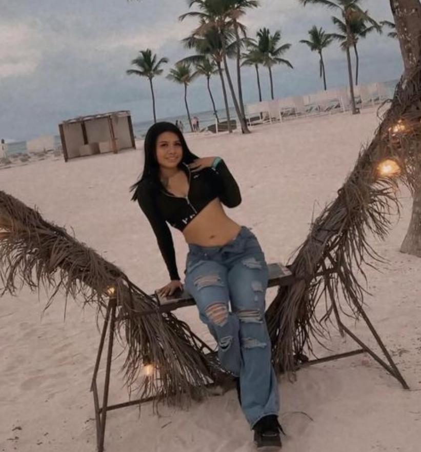 614318376: Chica busca chico en Granada