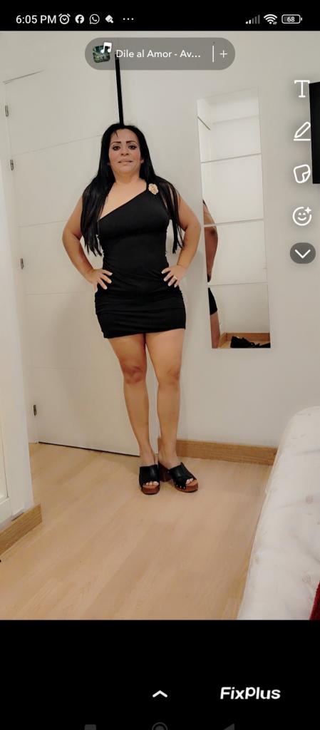 666805493: Chica busca chico en Cádiz