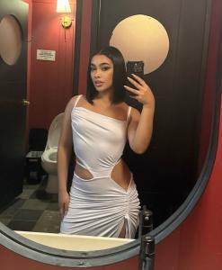 611359315: Chica busca chico en Lérida