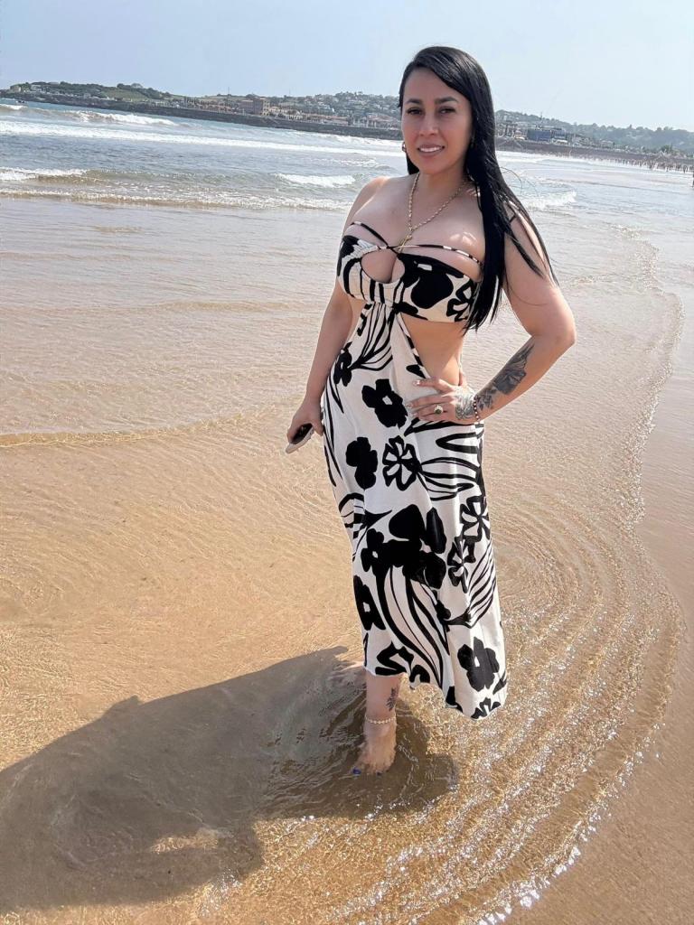 641525339: Chica busca chico en La Coruña