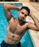 621335577: Chico busca chica en Barcelona